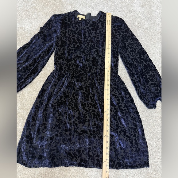 Michael Kors Collection - Navy & Black Velvet Burnout Boho Dress - size 4 - EUC - Picture 8 of 15